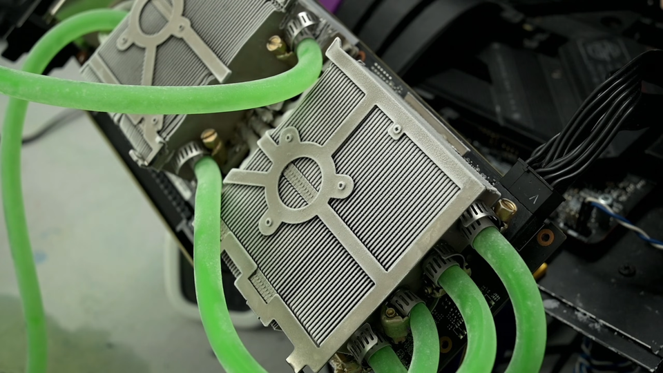 TrashBench Modded RTX 2060: Sub-Zero Water Cooling Boosts Boost Clocks